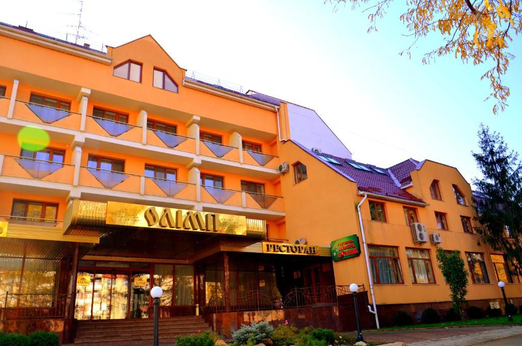 Olymp Hotel Ужгород Экстерьер фото